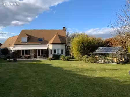 propriété 200m2 au sol+ 40m2 dépendance