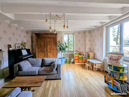 maison de village 9 pièces 225 m²