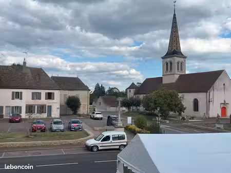 local commercial 80m2 place de l'église