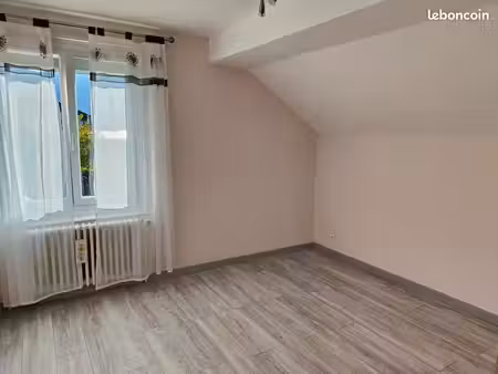 f2 lumineux quartier calme