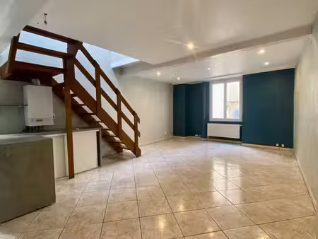 à louer t4 en duplex