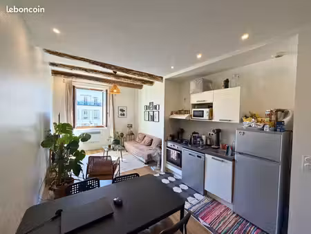 t2 meublé 41 39 m² . vieux-port / estienne d’orves
