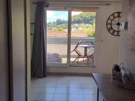 appartement t3 avec garage pont de roide