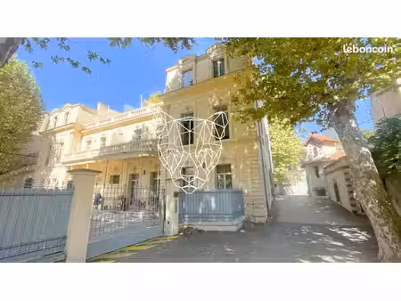 appartement d'exception f4 de 118 m2 avec terrasse de 51 m2 au centre-ville de salon