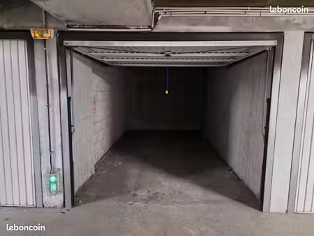 loc° garage haut boulevard wilson - juan les pins