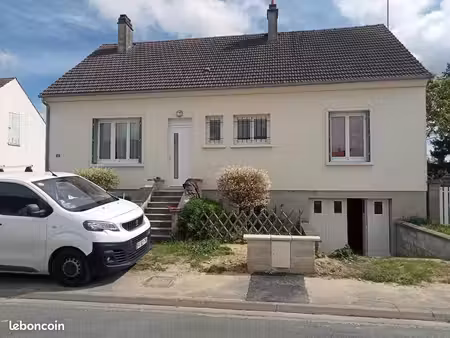 maison 80m2 -2chambres-2garages-terrain longueil saine marie