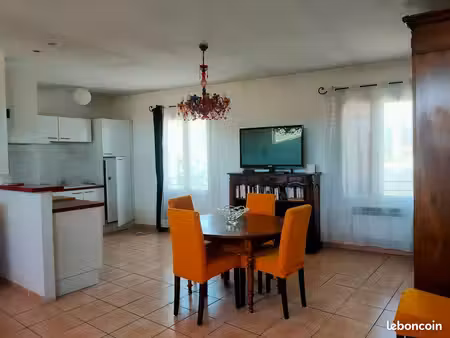 appart meublé - 2 pièces - 60 m2 - sans vis à vis - parking gratuit