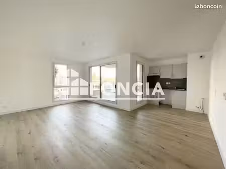 appartement 3 pièces 63.3m² à louer 810.27 - lormont 33310