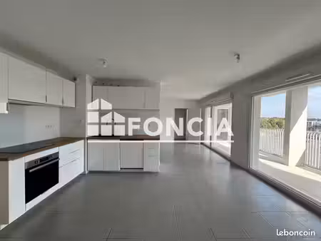 appartement 4 pièces 84.4m² à louer 1080 - toulouse 31400