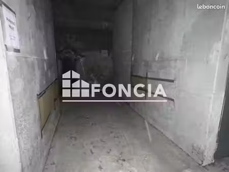 stationnement 10m² à louer 50 - toulouse 31500
