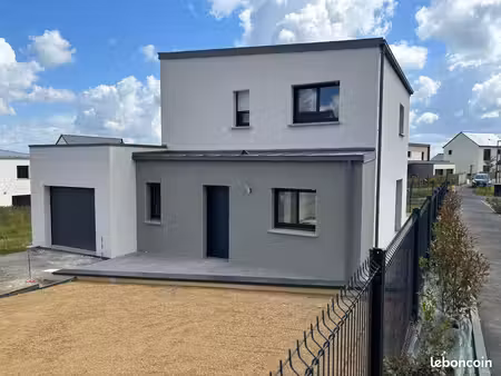 maison 6 pièces 105 m²