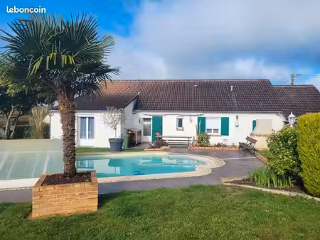 nouveau prix - maison de plain-pied rénovée avec piscine chauffée – 121 m² – terrain 1 125