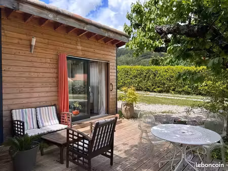studio meublé à louer à barnave