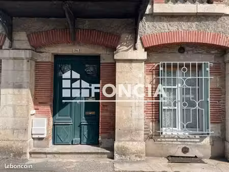 appartement 27m² à louer 255 - cahors 46000