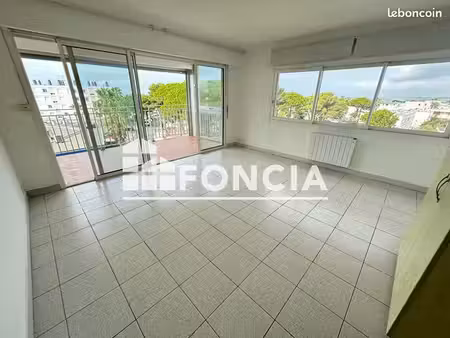 appartement 3 pièces 55.6m² à louer 850 - le grau du roi 30240