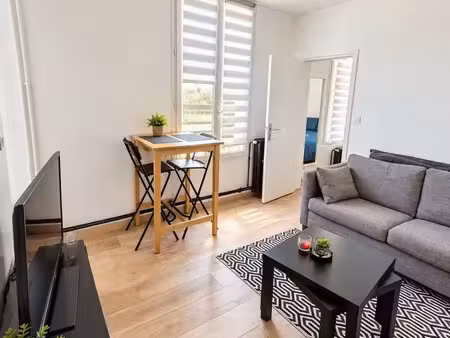 à louer – t2 meublé de 27 45 m² à maisons-alfort