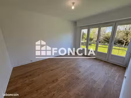 appartement 3 pièces 54m² à louer 520 - pineuilh 33220