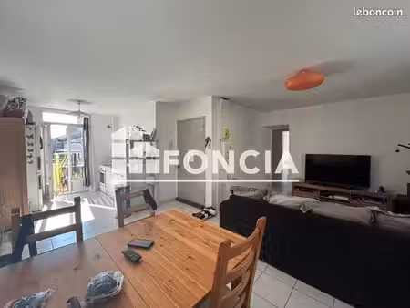 appartement 4 pièces 82.75m² à louer 710 - saint chaptes 30190