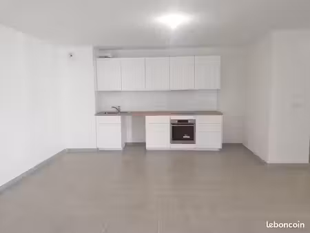 f3 neuf – 100m2 – 41 rue valérie andré yutz