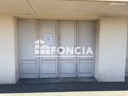 stationnement 10m² à louer 65 - agen 47000