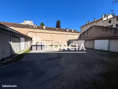 stationnement 10m² à louer 49 - cahors 46000