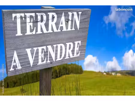 terrain constructible de 750m² – prêt à bâtir – calme absolu
