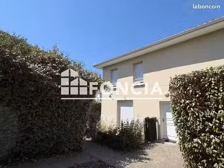 appartement 3 pièces 69.35m² à louer 610 - blaye 33390