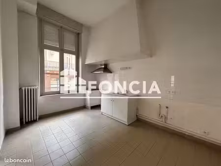 appartement 5 pièces 122.22m² à louer 930 - carcassonne 11000