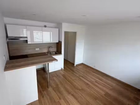 très beau studio - gaillard