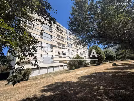 appartement 4 pièces 67.63m² à louer 950 - le bouscat 33110