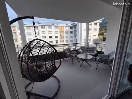 t2 45 m² – marnaz centre – balcon  garage + parking