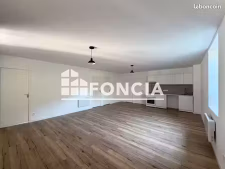 appartement 3 pièces 84.9m² à louer 680 - mazamet 81200