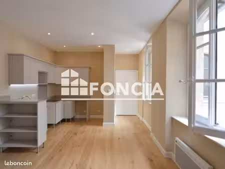 appartement 2 pièces 33.48m² à louer 527.99 - nimes 30000