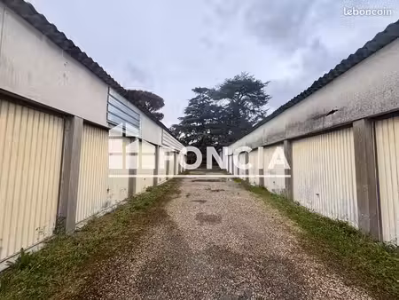 stationnement 17m² à louer 60 - villeneuve sur lot 47300