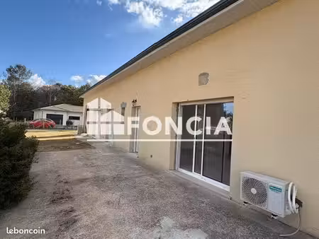maison 4 pièces 81.43m² à louer 800 - saint savin 33920