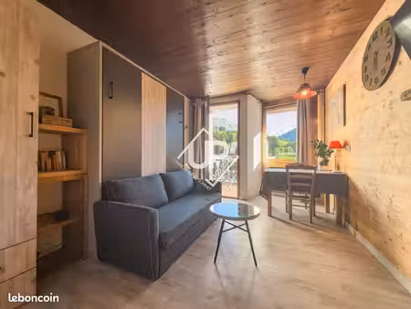 studio 1 pièce 20 m²