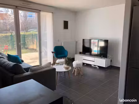 t2 45 63 m² – rez-de-jardin – terrasse 14 m² – garage + cellier – viry
