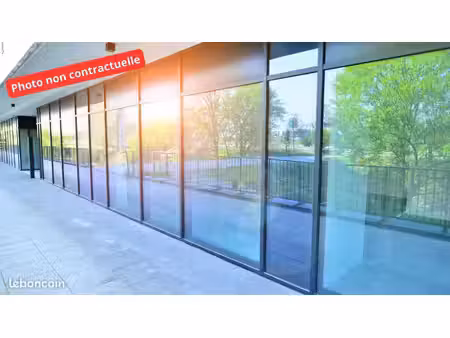bureaux 58 m²