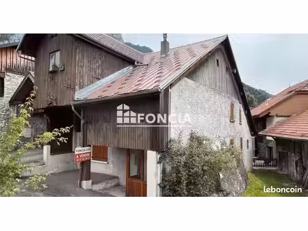 authentique maison de village