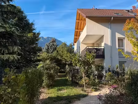 appartement avec jardin à saint pierre en faucigny