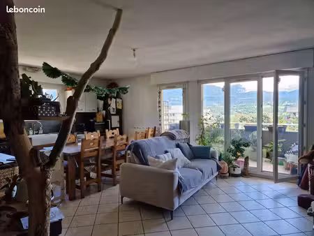 t3 67 m² • 2 balcons • vue panoramique montagnes • 5e étage – la motte-servolex