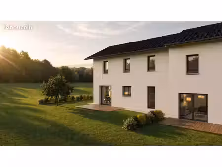 maison 6 pièces 105 m²
