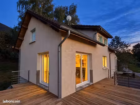 maison 6 pièces de 150 m² - belle vue lac - avec sous-sol complet de 80 m² – terrain d’env