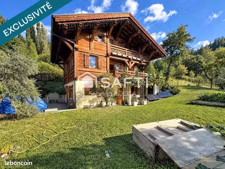 chalet 5 pièces 166 m²