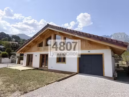 chalet 5 pièces 149 m²