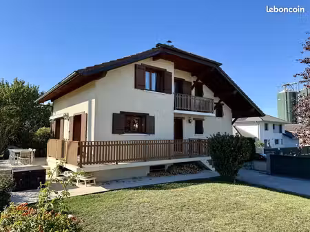 maison 5 pièces 121 m²