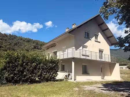 à louer – bel appartement / logement de qualité