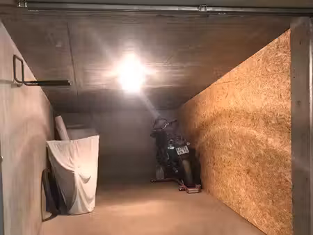 garage / box sécurisé