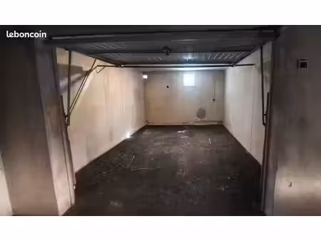 garage à louer