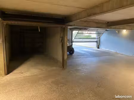 garage fermé 12 5 m² – val vert seynod